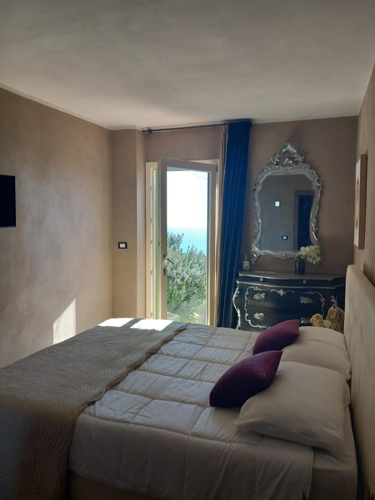 Dolci Risvegli Appartamento Vista Mare Ventimiglia Zimmer foto
