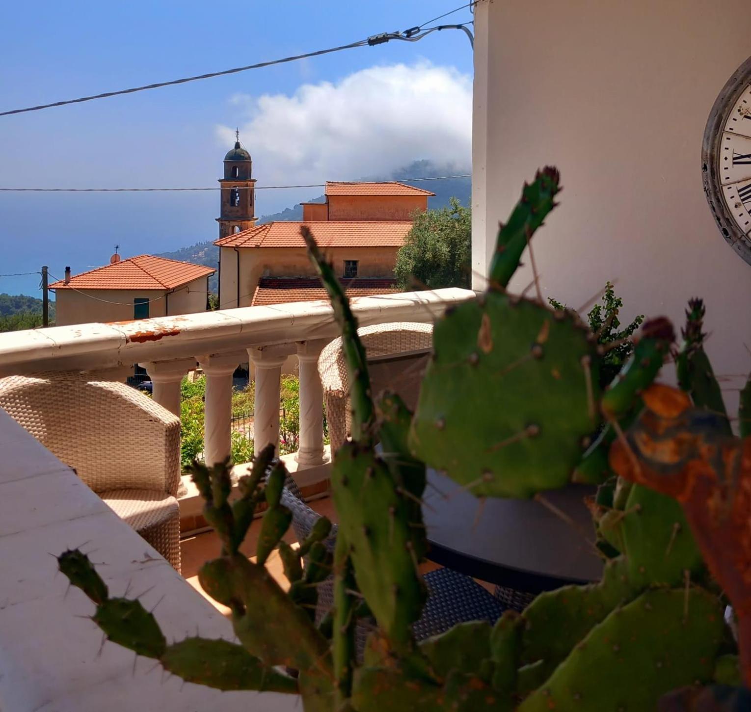Dolci Risvegli Appartamento Vista Mare Ventimiglia Zimmer foto